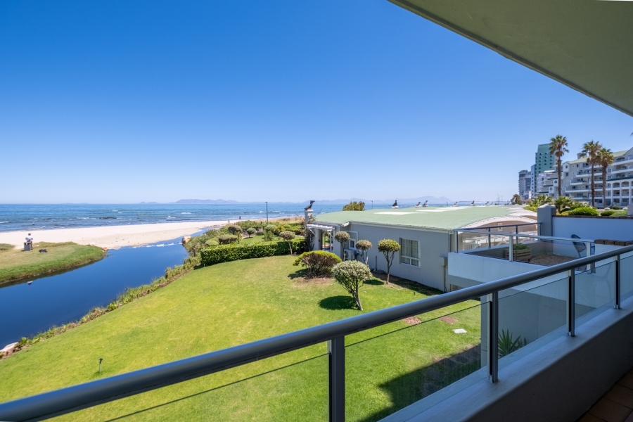4 Bedroom Property for Sale in Greenways Golf Estate Western Cape